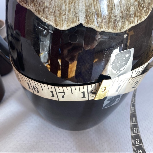 Vintage Ceramic Tea or Coffe Pot & Cups - Picture 7 of 12